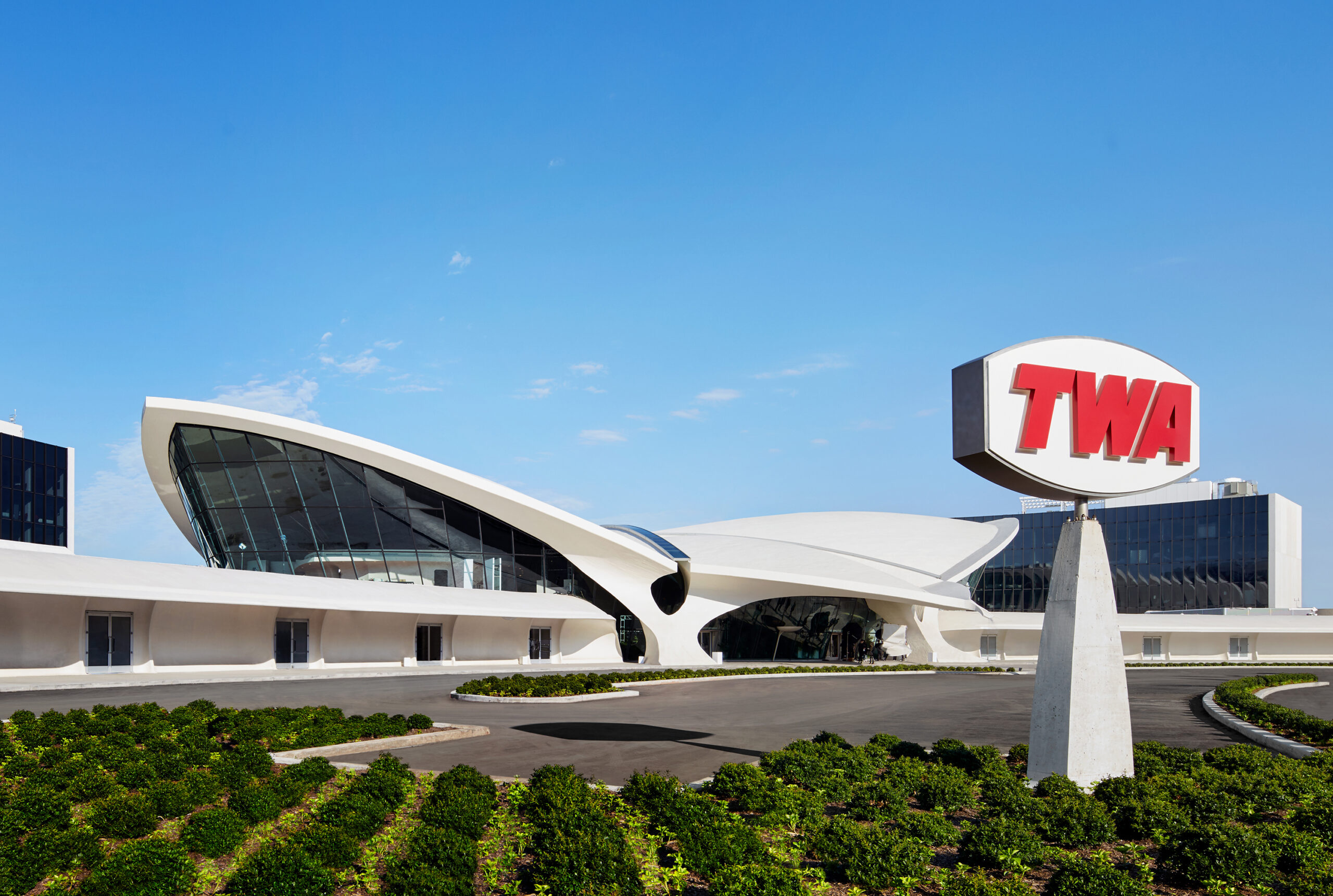 01_TWA Hotel