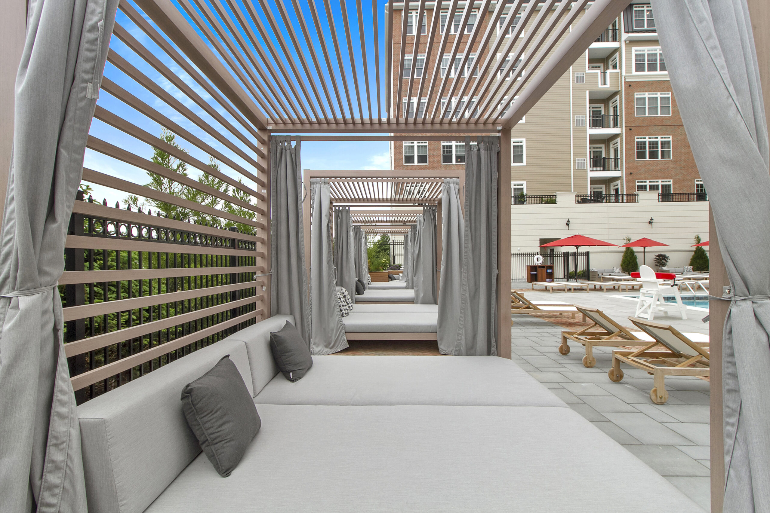 990_Corporate_Dr__Westbury_NY_11590_(11)