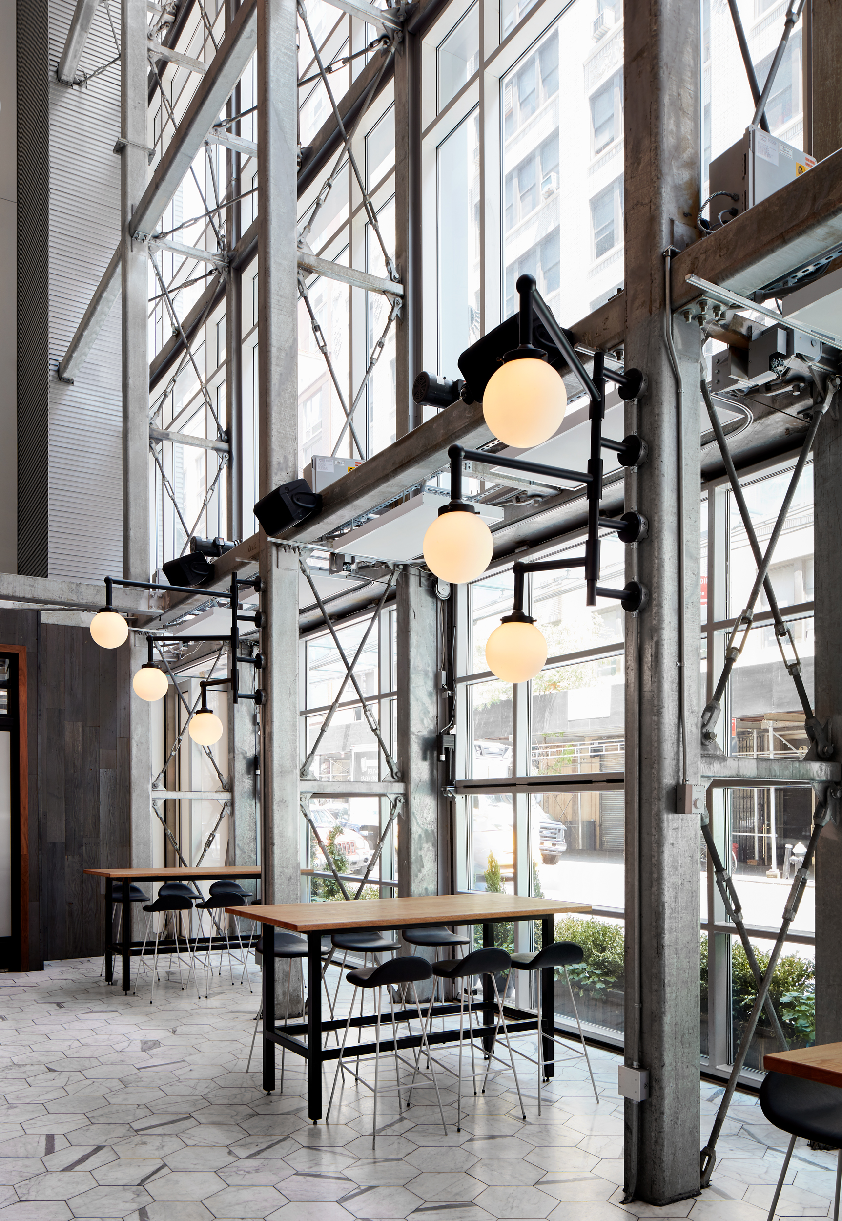 Stonehill Taylor HY36 Crowne Plaza 09 Stonehill Taylor HY36 Crowne Plaza 09