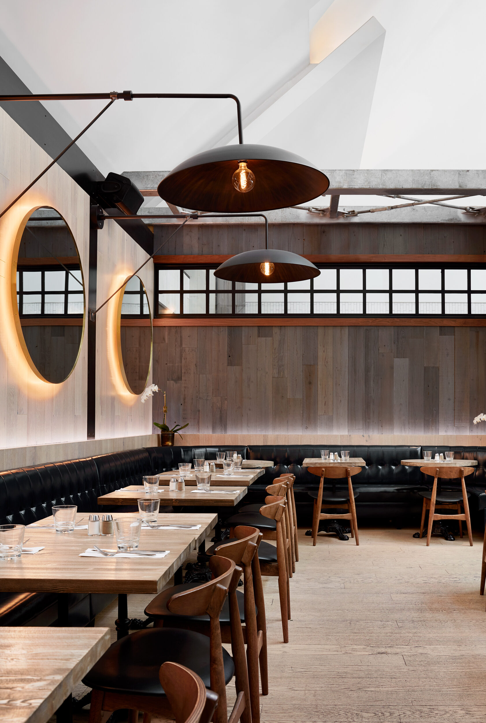 Stonehill Taylor HY36 Crowne Plaza 06 Stonehill Taylor HY36 Crowne Plaza 06