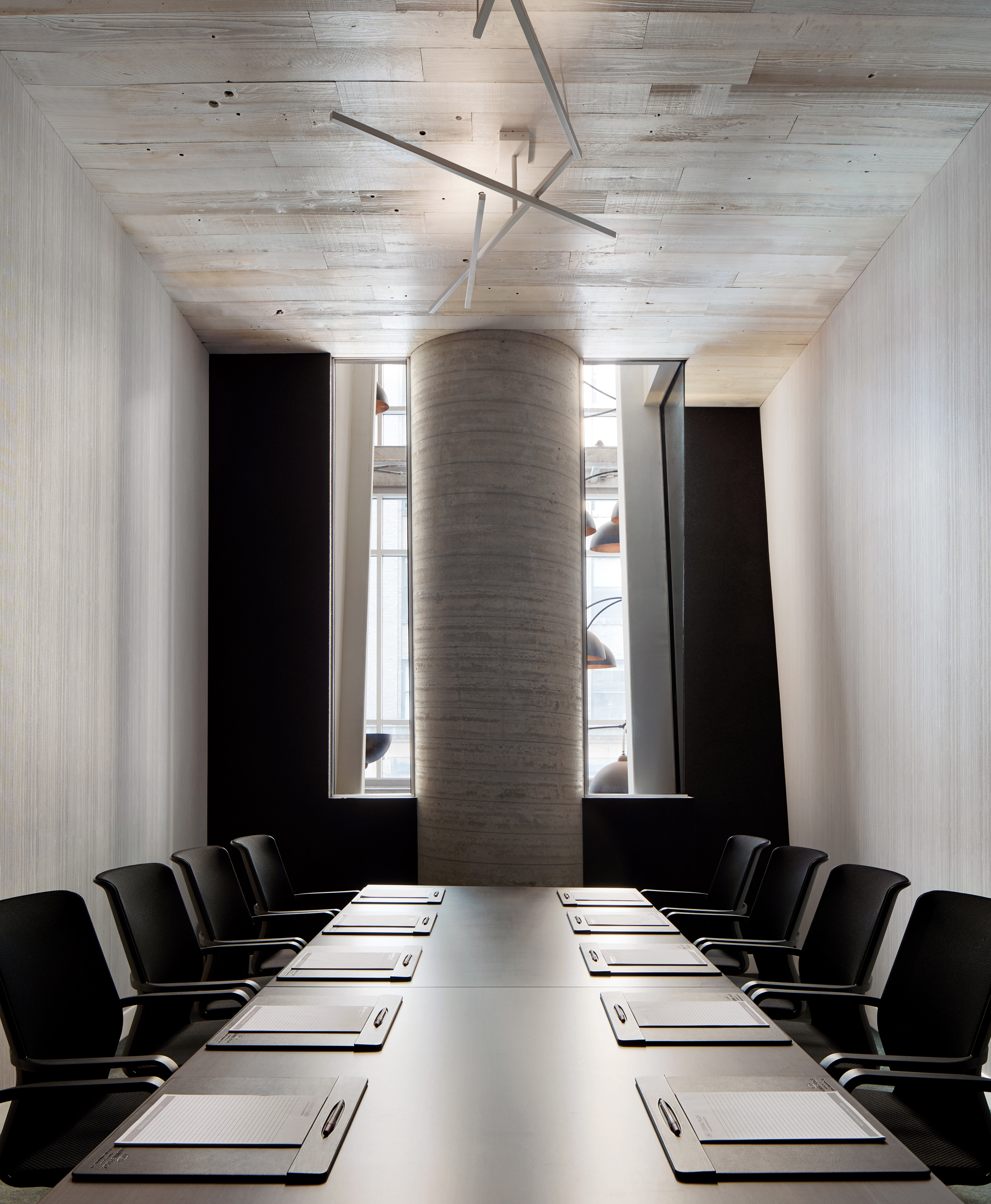 Stonehill Taylor HY36 Crowne Plaza 10 Stonehill Taylor HY36 Crowne Plaza 10